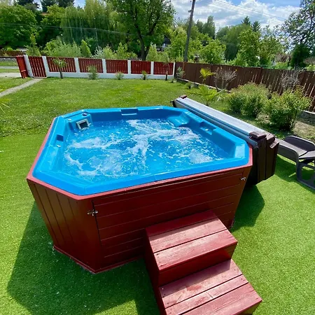 Tieffapartmanhaz Holiday home