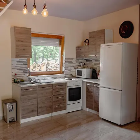 Hébergement de vacances Tieffapartmanhaz *